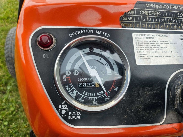 1983-allis-chalmers-5020-image-11