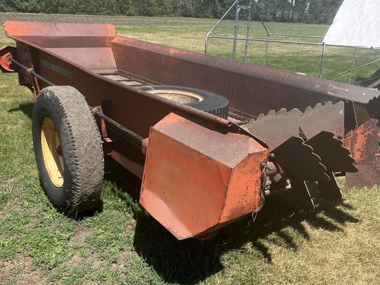 massey-ferguson-205-image-2