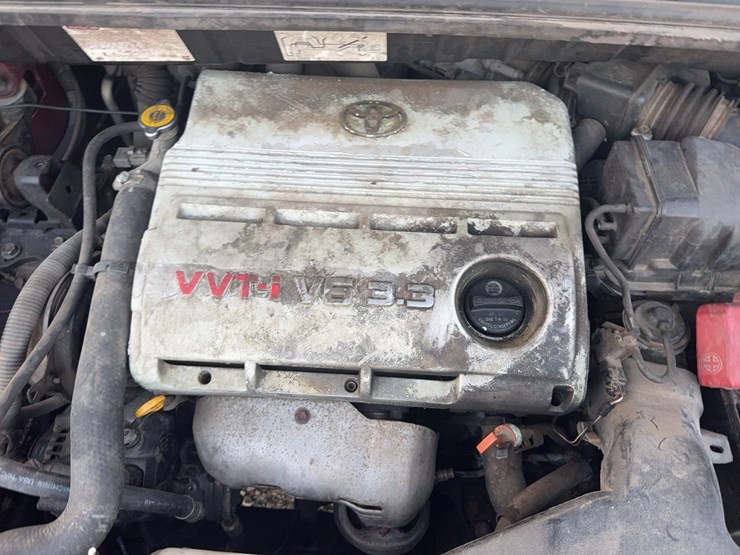 2004-toyota-sienna-image-49