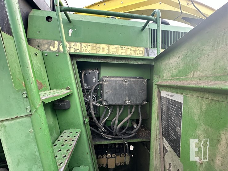 john-deere-6710-image-34