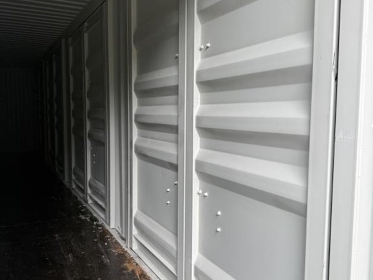 #40-•-40'-high-cube-conex/-shipping-container---one-trip-image-8