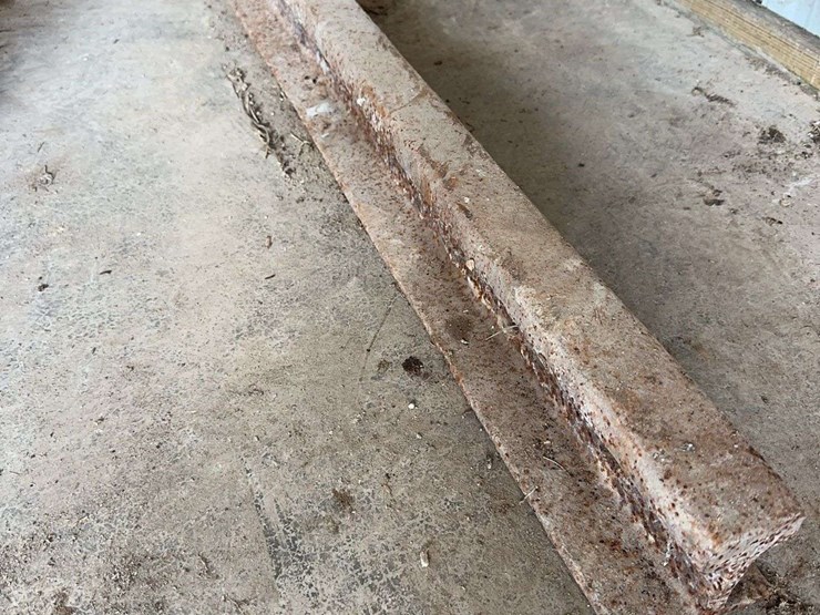 salvaged-steel-railroad-track-section---50-in.-image-1