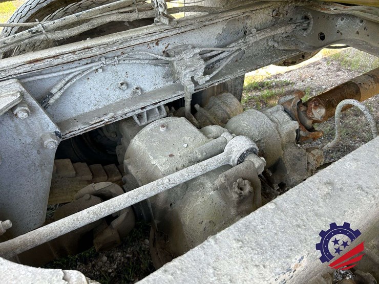 1998-mack-dm690s-image-44