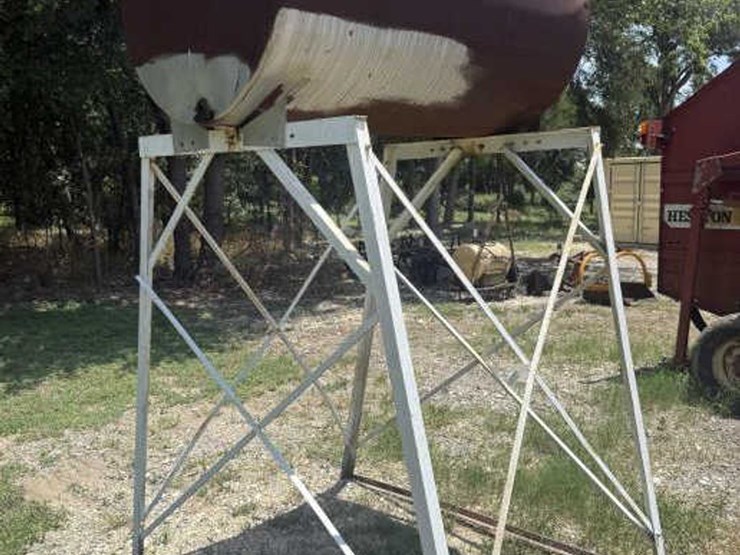 #46-•-500-gallon-gravity-diesel-tank-on-stand-image-1