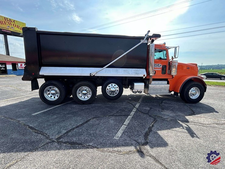 2016-peterbilt-367-image-6