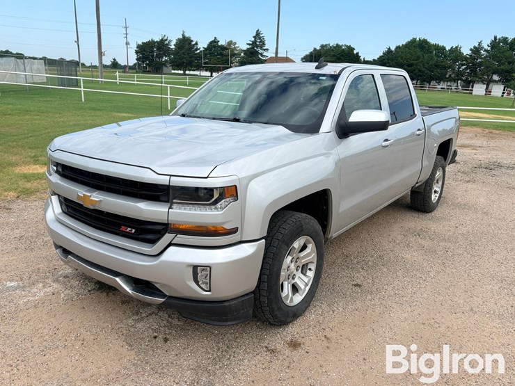 2018-chevrolet-silverado-1500-z71-image-1