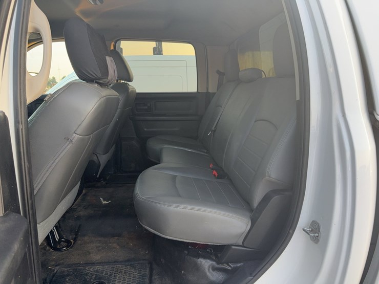 2018-dodge-ram-2500-image-30
