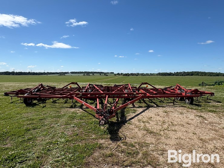 case-ih-4900-image-2