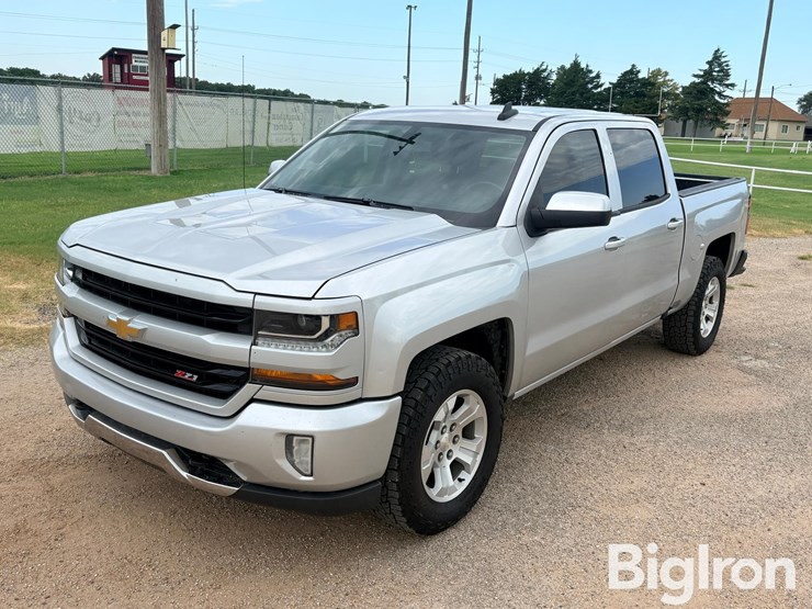 2018-chevrolet-silverado-1500-z71-image-1