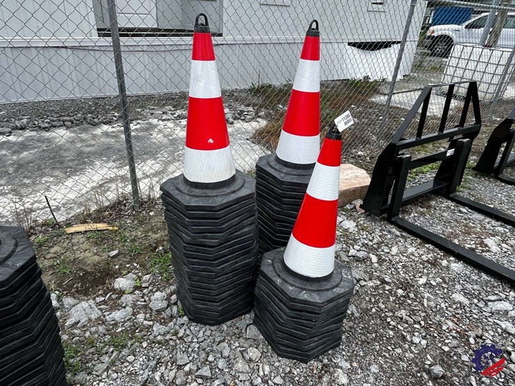(50)-unused-2026-ce-irstc-safety-traffic-cones-image-1