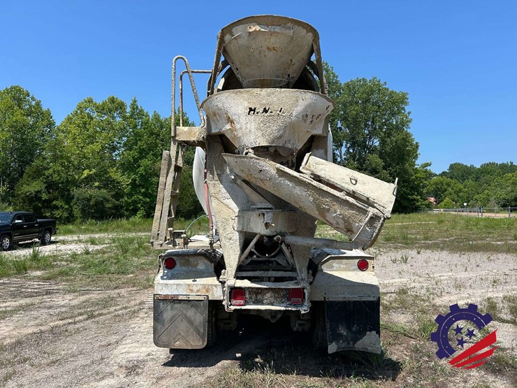 1992-mack-dm600gk-rear-discharge-concrete-mixer-truck-image-38