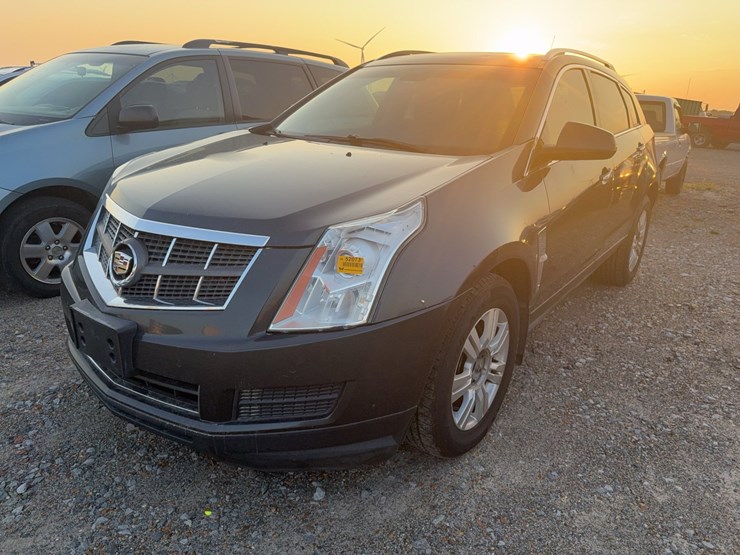 2012-cadillac-srx-image-1