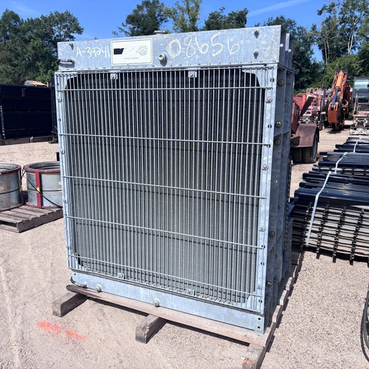 #39241 • HEAVY DUTY RADIATOR WITH FAN