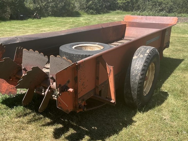 massey-ferguson-205-image-3