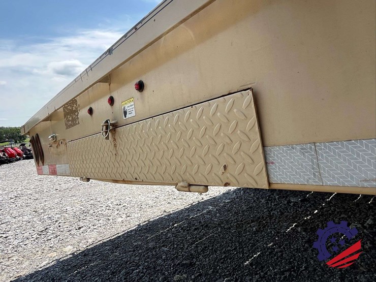 2022-delco-t/a-equipment-trailer-image-21