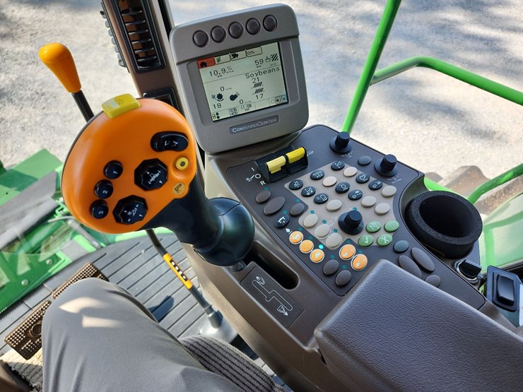 2010-john-deere-9670-sts-image-64