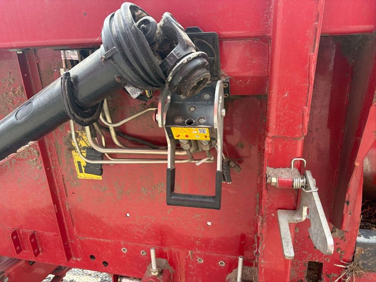 2014-case-ih-3020-image-12