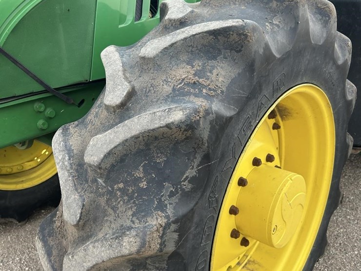 john-deere-6175r-image-25