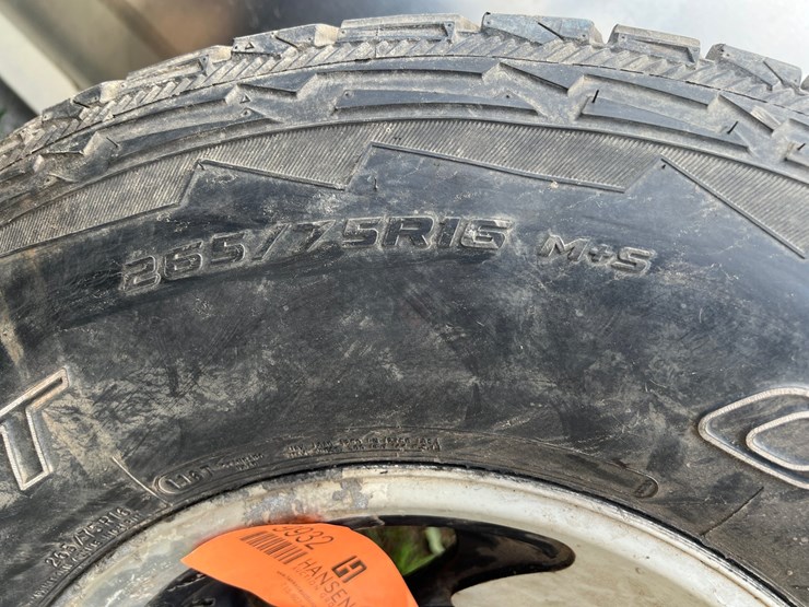 #9932-•-(4)-tires-image-4