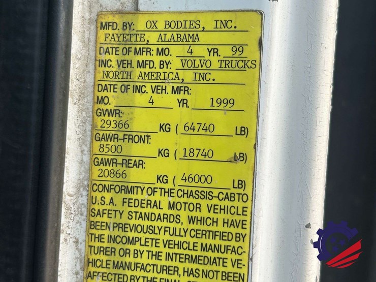 1999-volvo-truck-vnm84-tri-axle-dump-truck-image-68