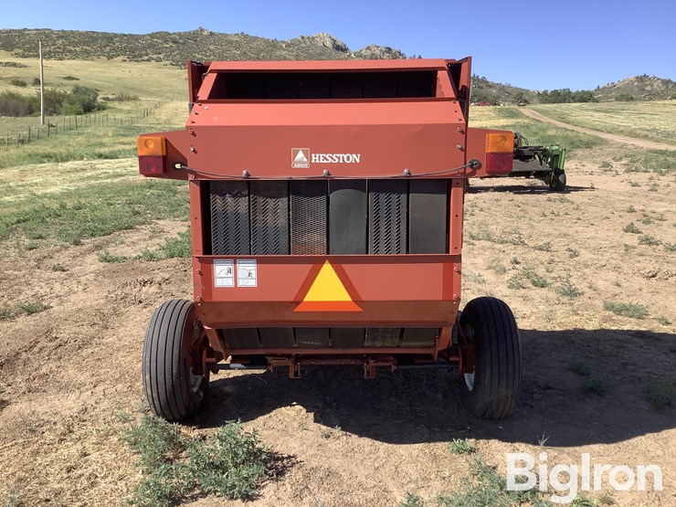 hesston-840-image-6