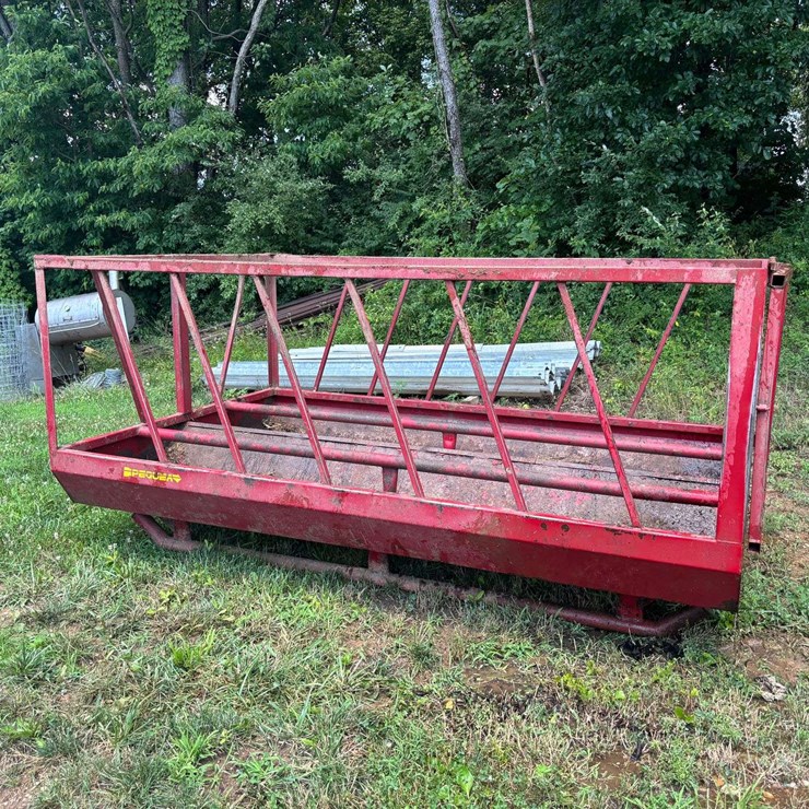 Pequea S10ES Cattle Feeder