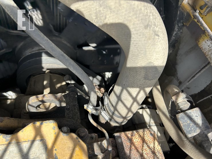 2002-komatsu-pc600-lc-6-image-83