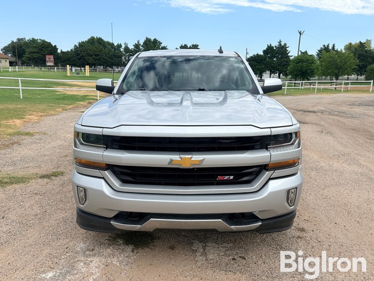 2018-chevrolet-silverado-1500-z71-image-2