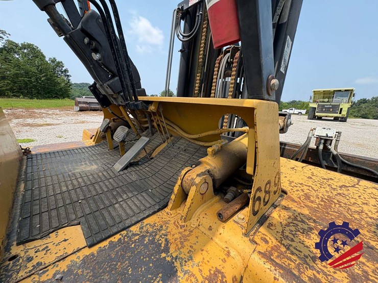 caterpillar-dp70-image-63