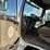 2014-volvo-vhd84ft200-image-45