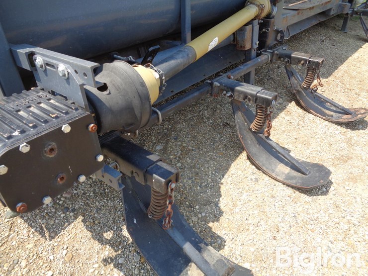 2011-john-deere-a-image-10
