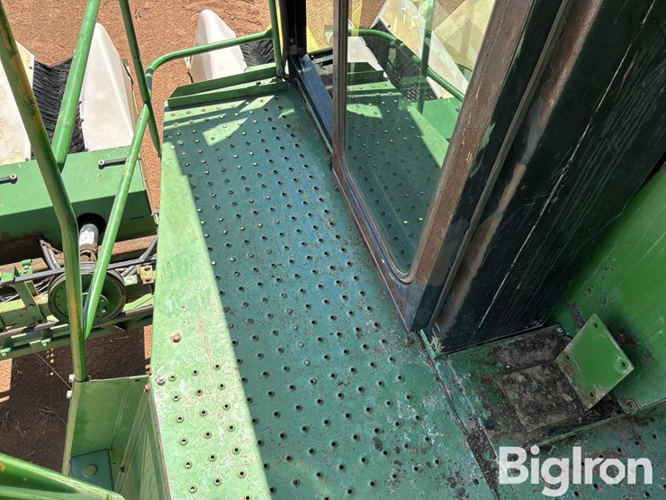 2001-john-deere-7455-image-17