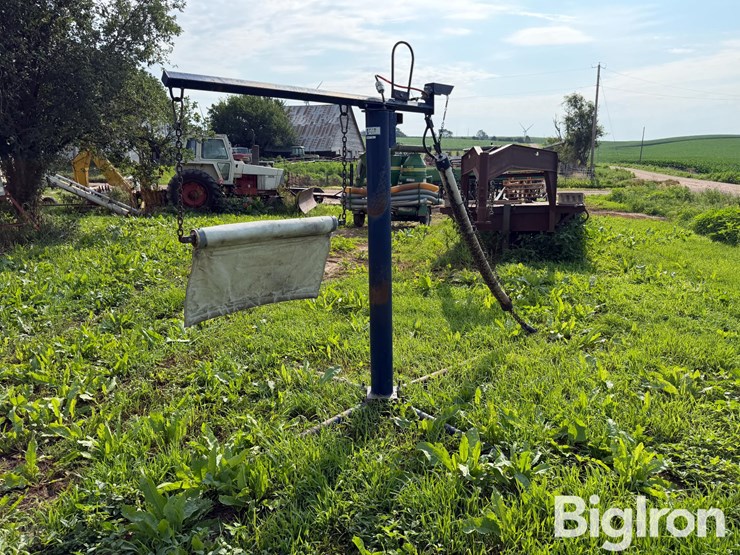lewis-cattle-oiler-image-5