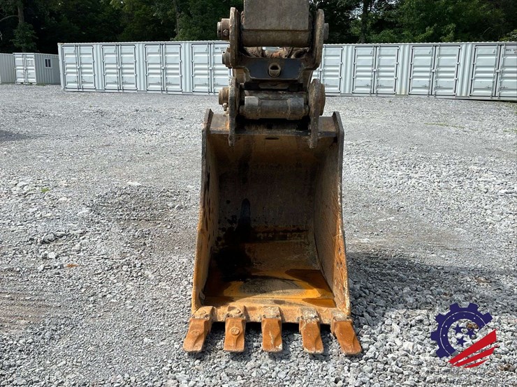 2018-hitachi-zx300-lc-6n-image-38