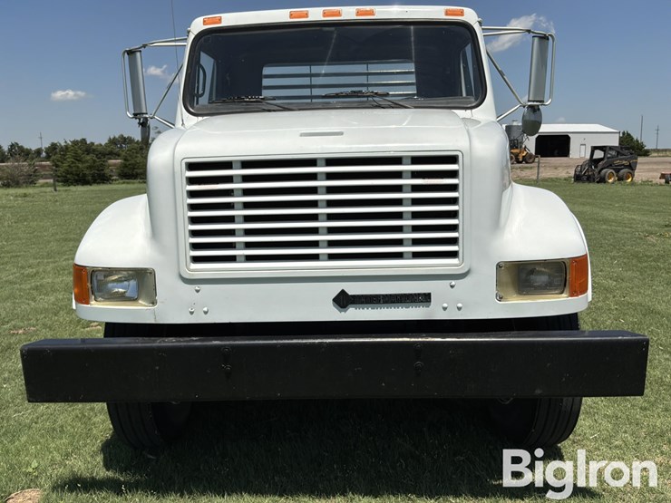 1995-international-4700-image-10