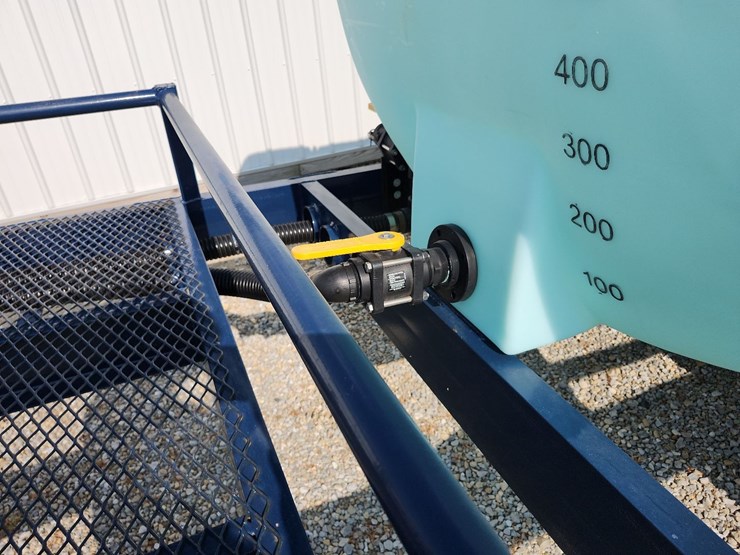 schaben-1300-gal.-tandem-nurse-trailer-image-18