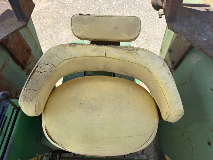 john-deere-4620-image-57