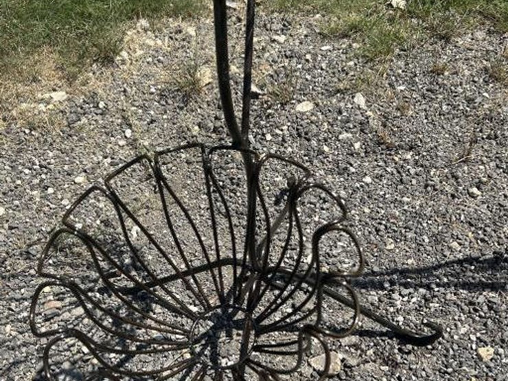 #158-•-metal-art---(3)-flower-pot-stand-image-4