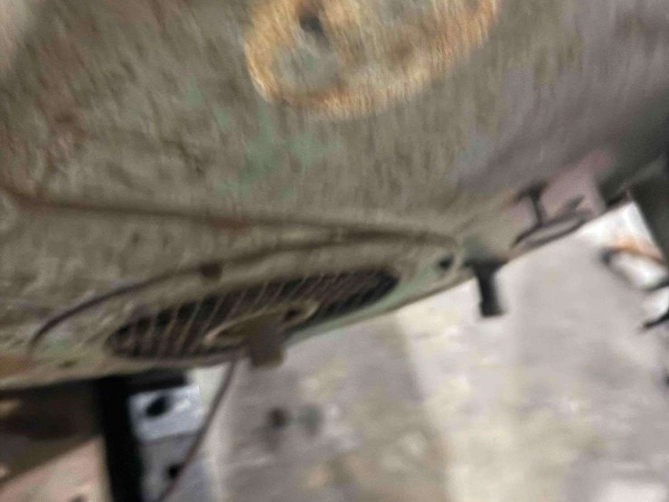 binks-gasoline-air-compressor-image-12
