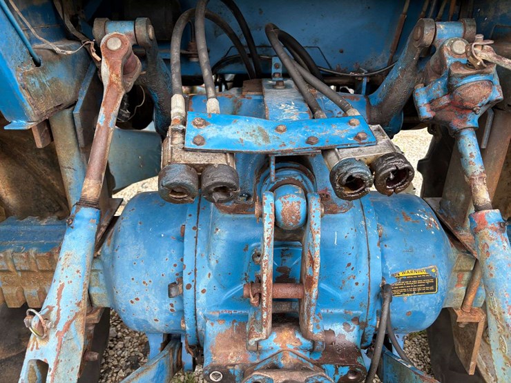 ford-6700-image-17