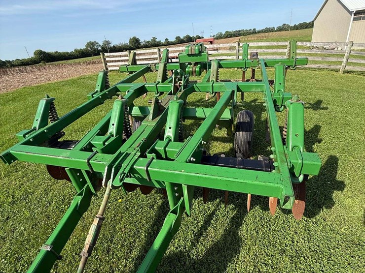john-deere-710-image-5