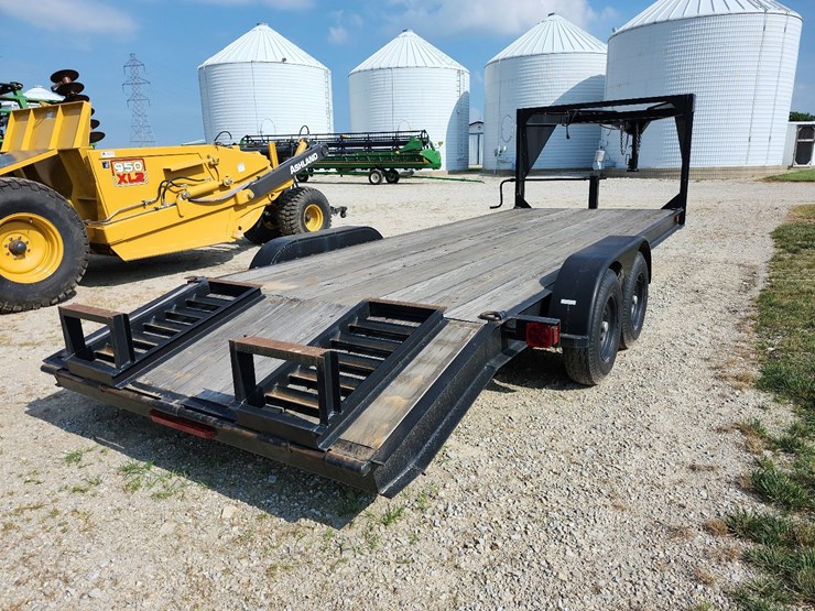 2020-custom-trailer-image-7