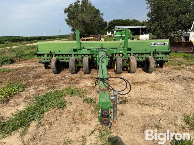 great-plains-20-drill-image-2