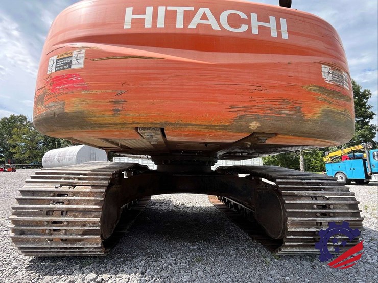 2018-hitachi-zx300-lc-6n-image-96