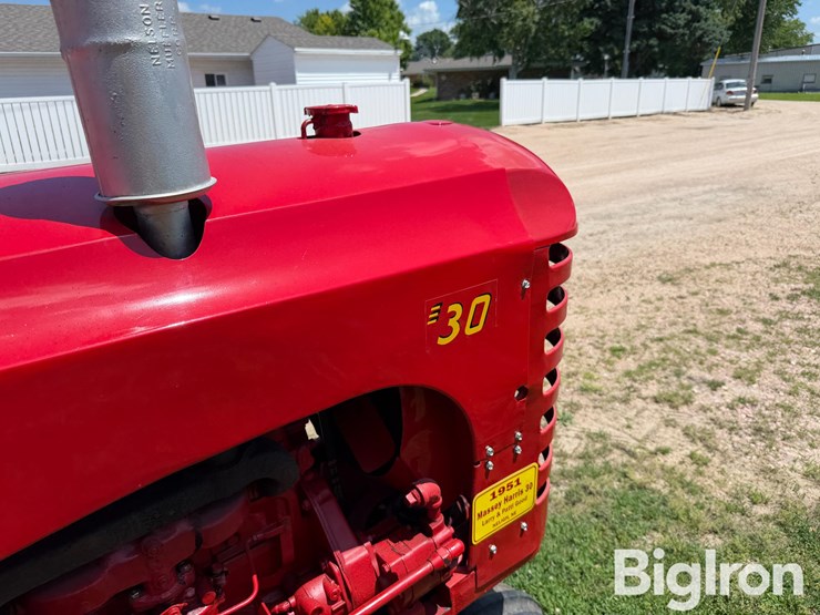 1951-massey-ferguson-30-image-13