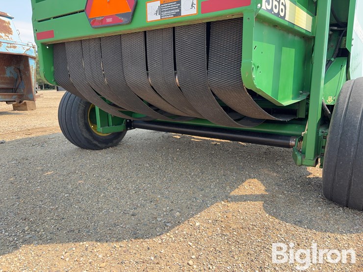 john-deere-566-image-17