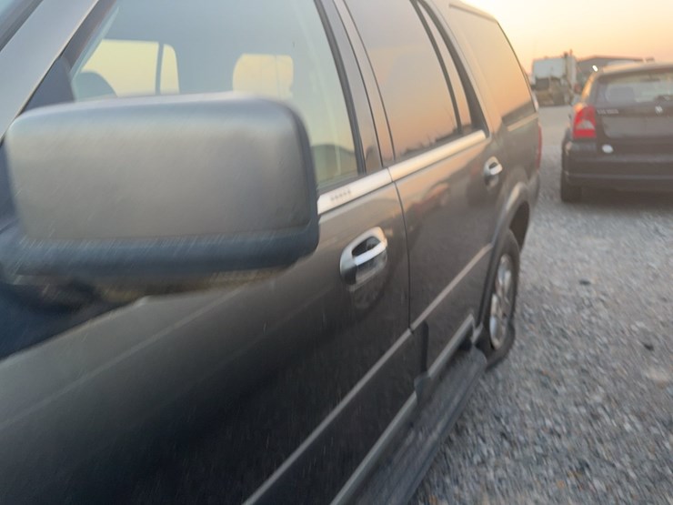 2003-lincoln-navigator-image-17