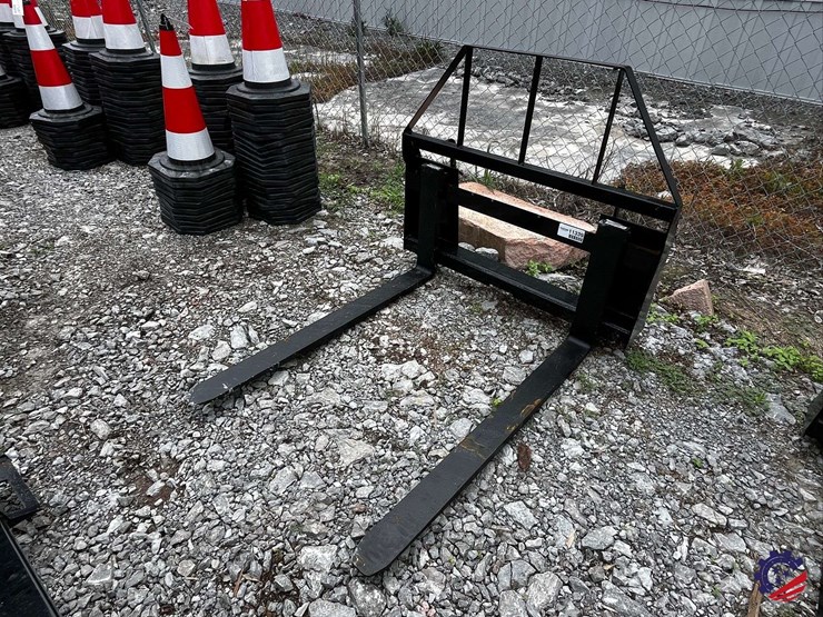 unused-2026-mower-king-sa-skid-steer-forks-attachment-image-3