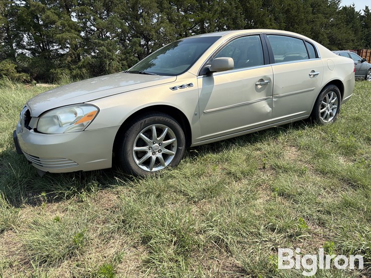 2007-buick-lucerne-cxl-4-door-sedan-image-1
