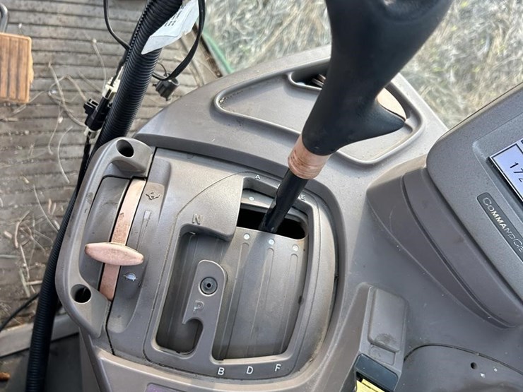 2008-john-deere-7230-premium-image-56